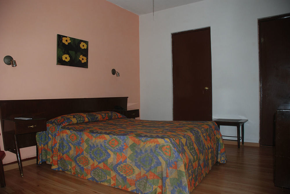 Hotel Palacio Cordoba Exterior photo